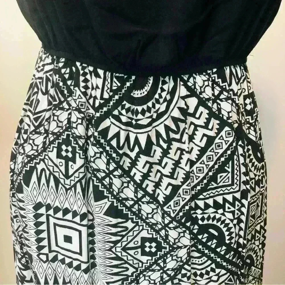 Almost Famous Women Black White Print Tube Non Slip Top Maxi Dress Size Medium - Picture 4 of 13